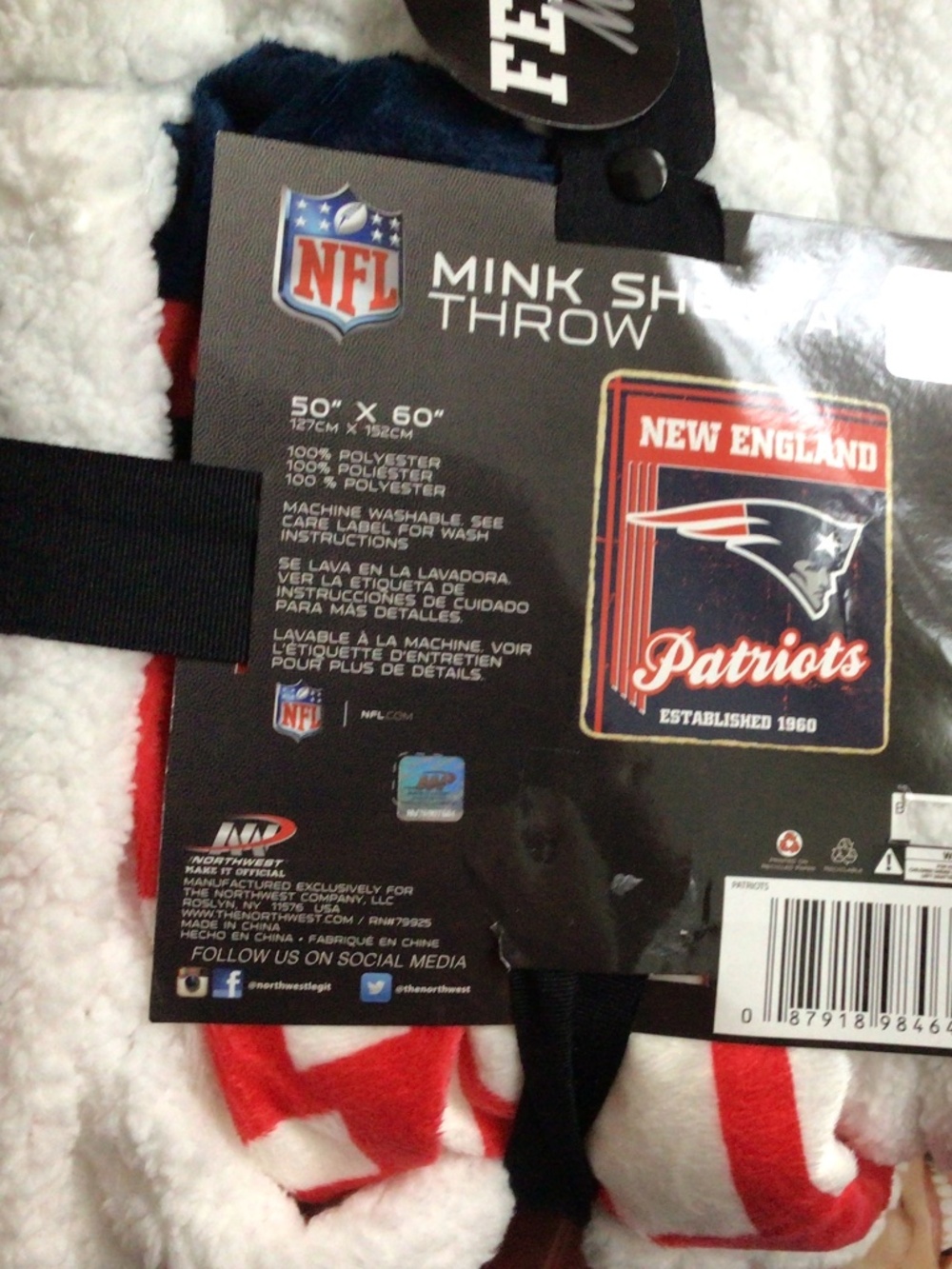 NWT patriots throw blanket